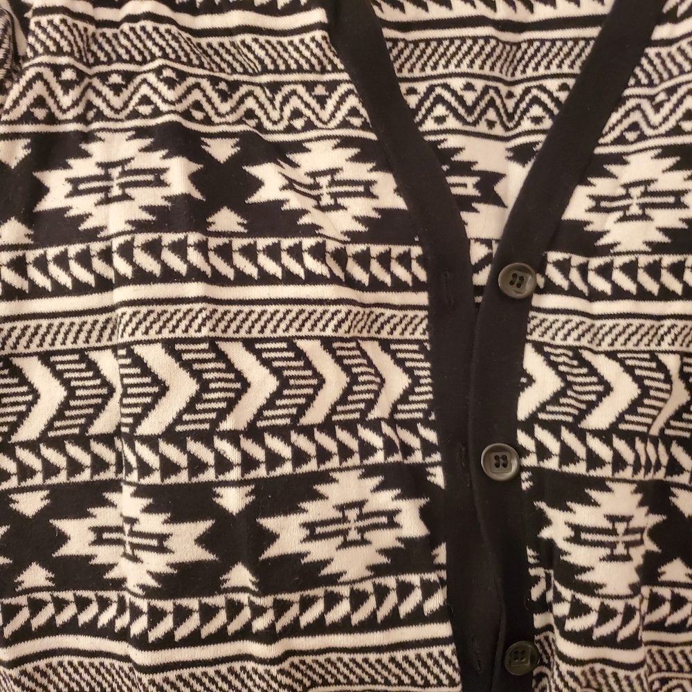 Tribal Pattern Cardigan - Picture 3 of 3